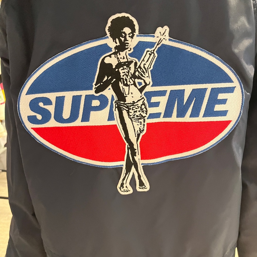 Supreme Jacket - Picture 6 of 9
